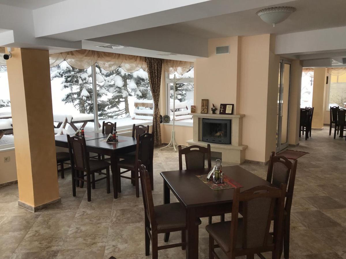 Комплекс Лебанов Hotel Jundola Kültér fotó